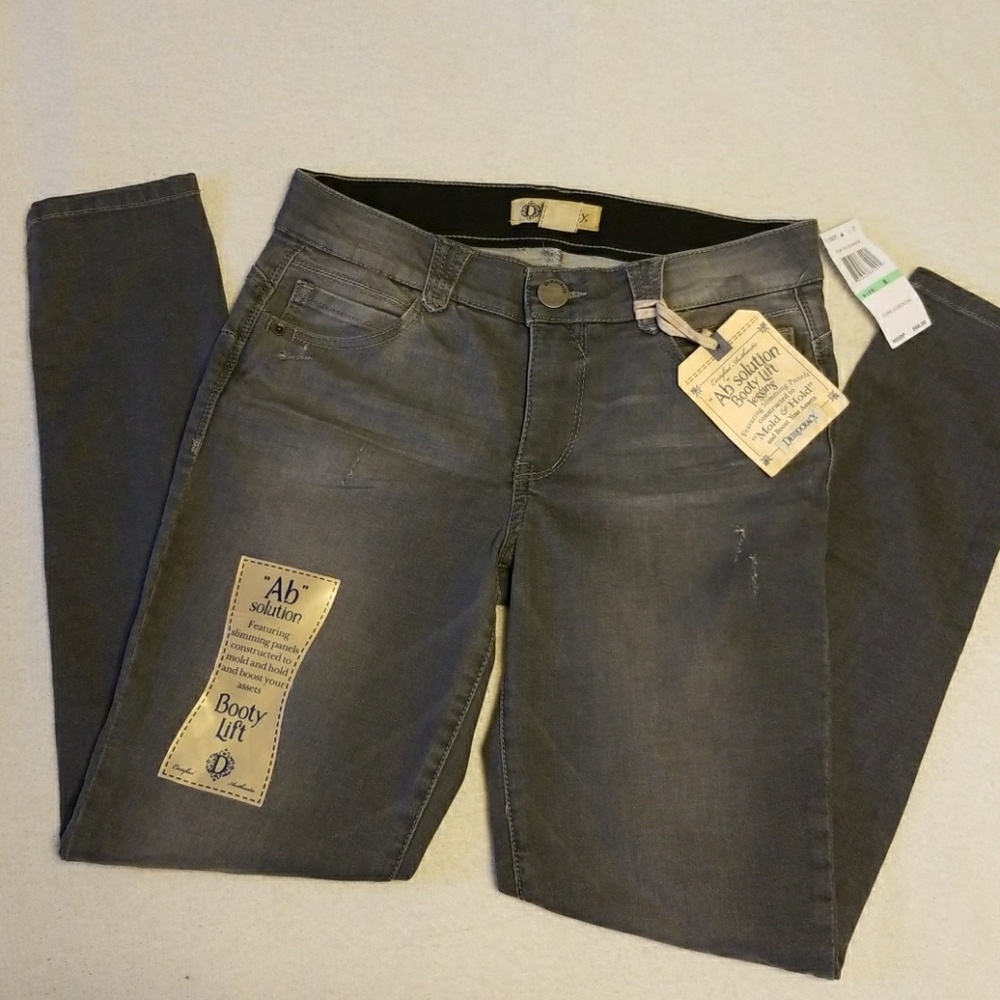 Brand new grey democracy skinny jeans